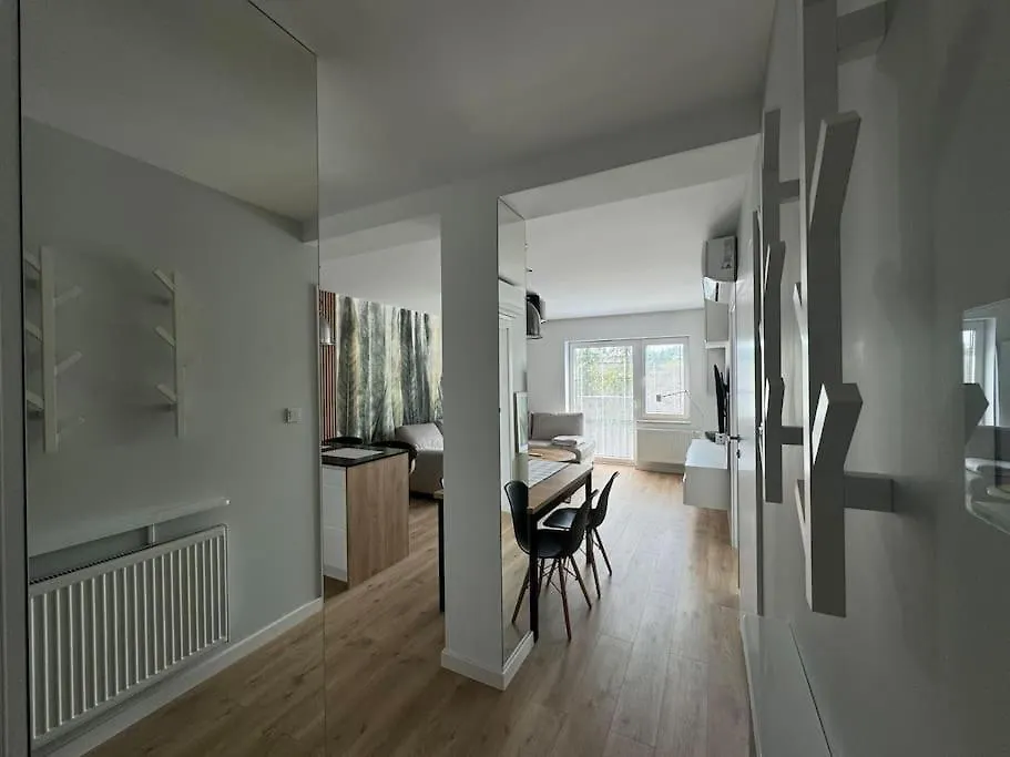 Luxuriously Decorated Apartment In A Calm District Of Krakow
