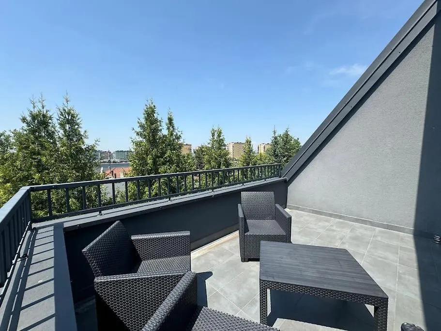 Luxuriously Decorated Apartment In A Calm District Of Cracovia